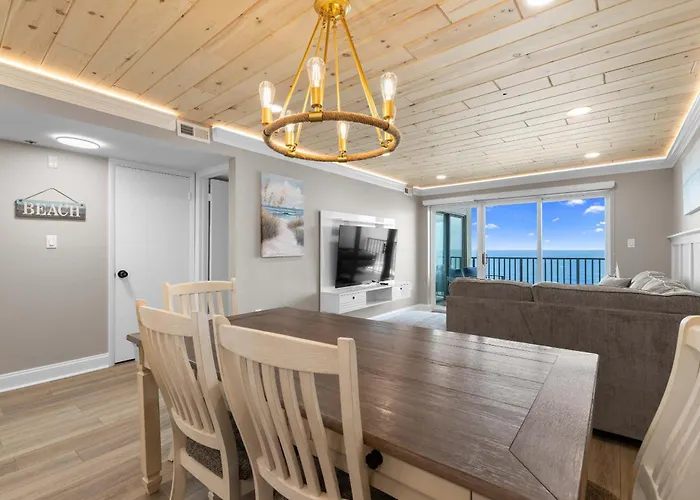 Spectacular Oceanfront Escape - Unit 1103 Ocean Stadt